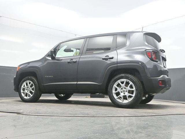 Used 2023 Jeep Renegade Latitude image 40