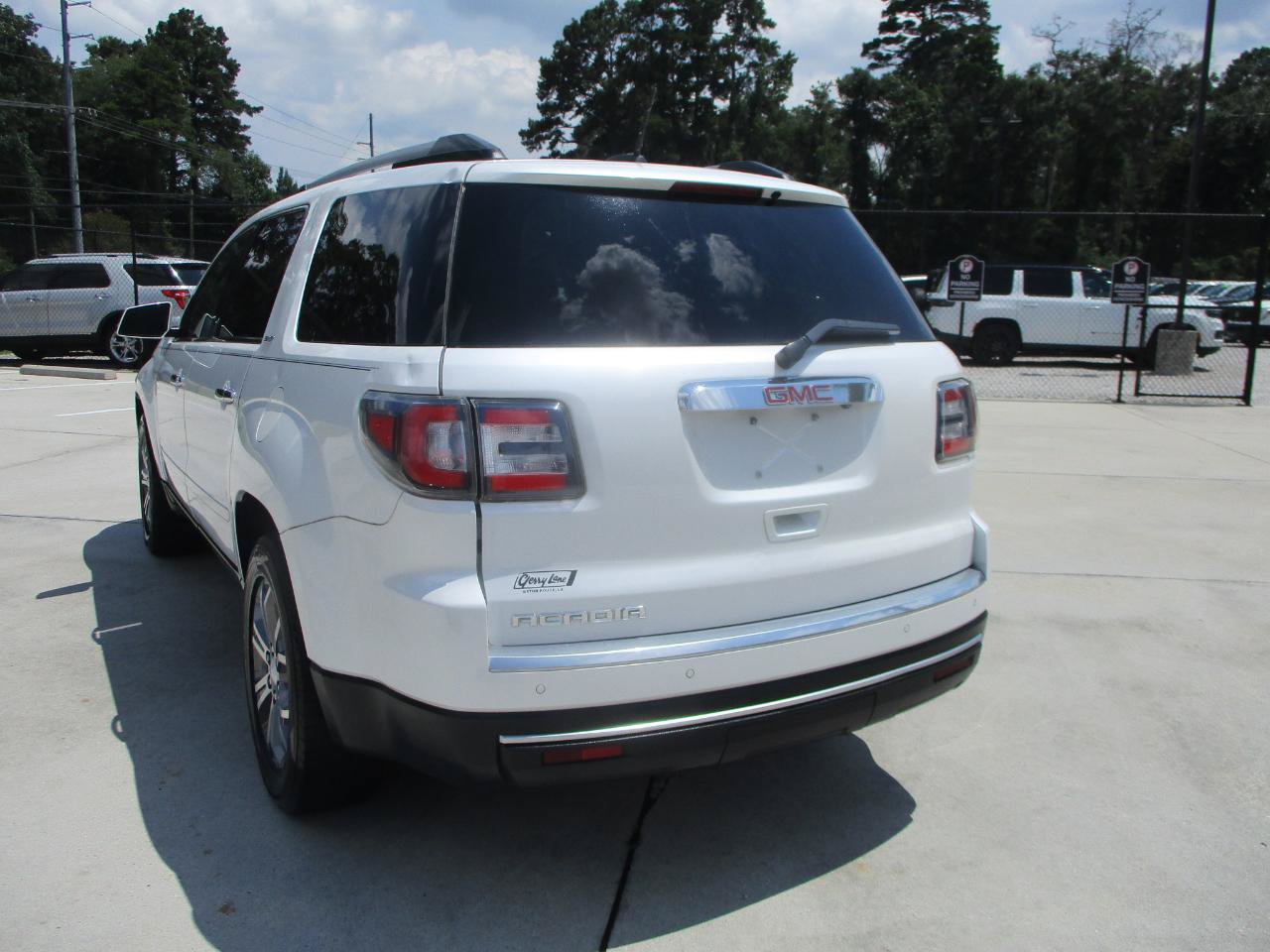 Used 2016 GMC Acadia SLT FWD image 27
