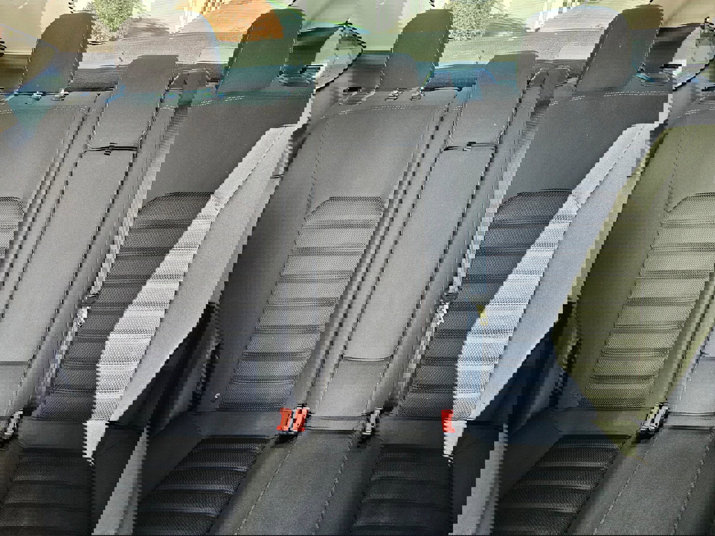 Used 2017 Ford Fusion SE w/ Fusion SE Technology Package FWD image 14