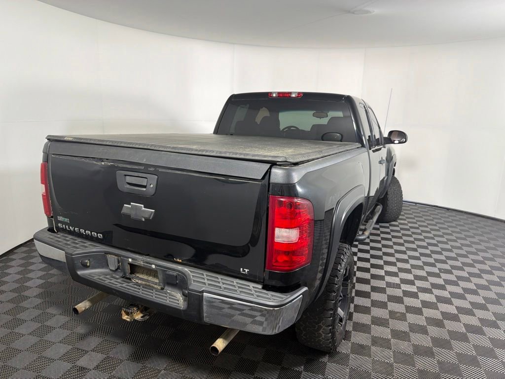 Used 2011 Chevrolet Silverado 1500 LT w/ All-Star Edition AWD/4WD image 13