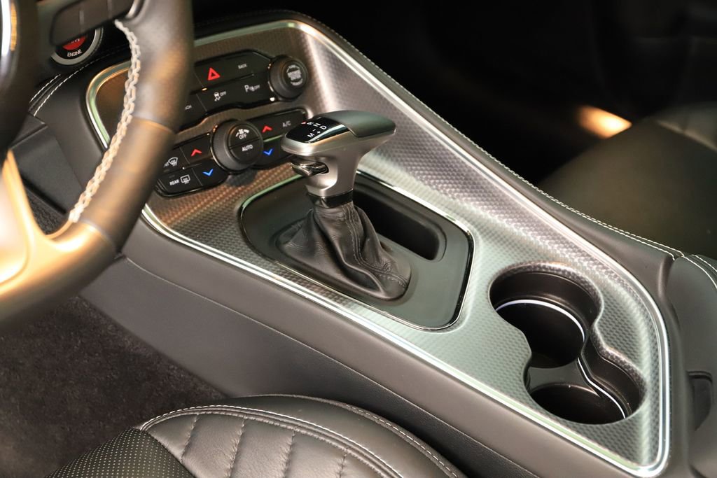 Used 2016 Dodge Challenger SRT Hellcat RWD image 17