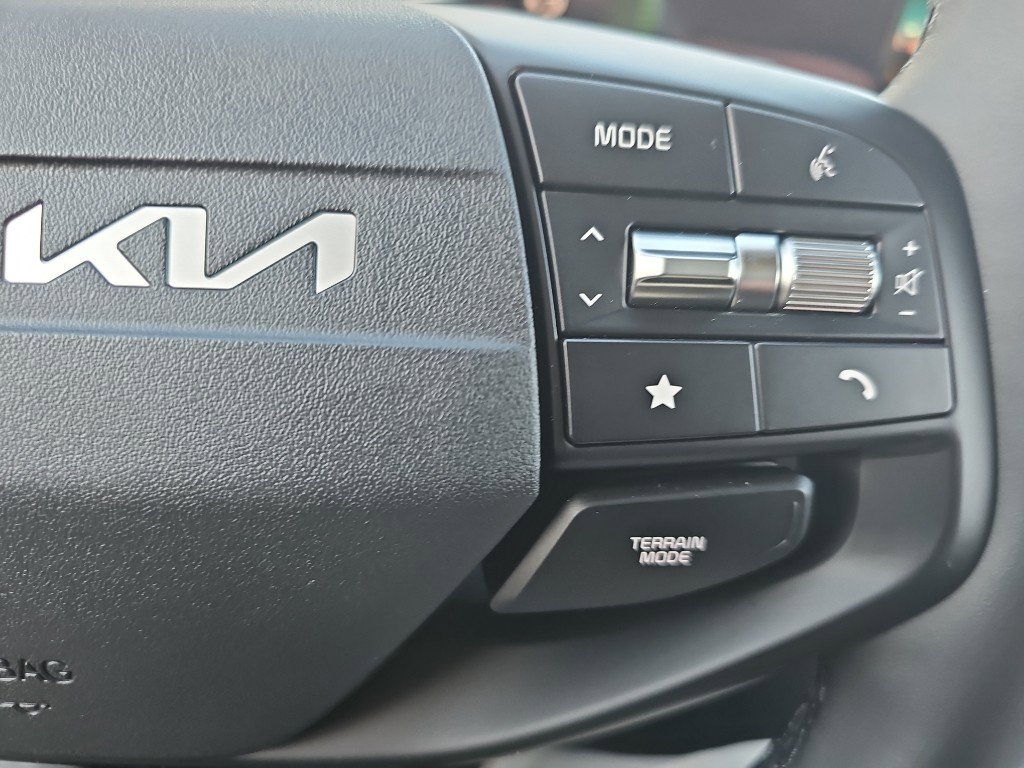 New 2026 Kia Sportage EX image 12