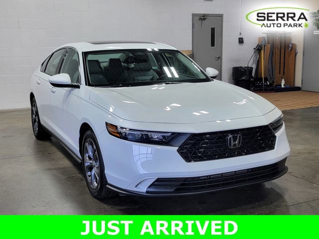 Certified 2023 Honda Accord EX image 4