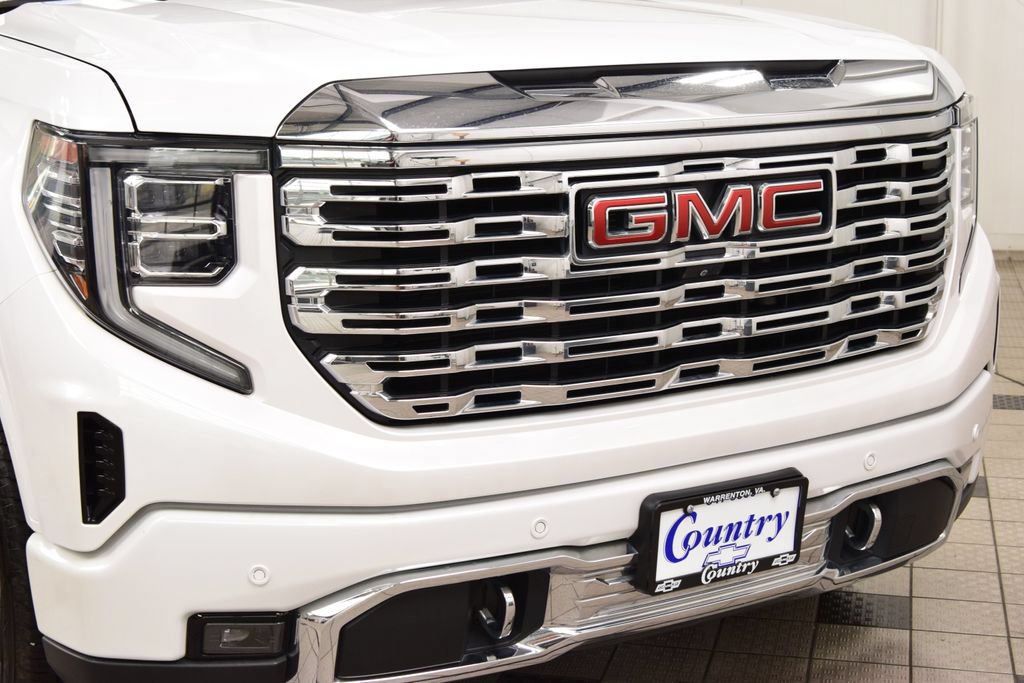 Used 2023 GMC Sierra 1500 Denali AWD/4WD image 13