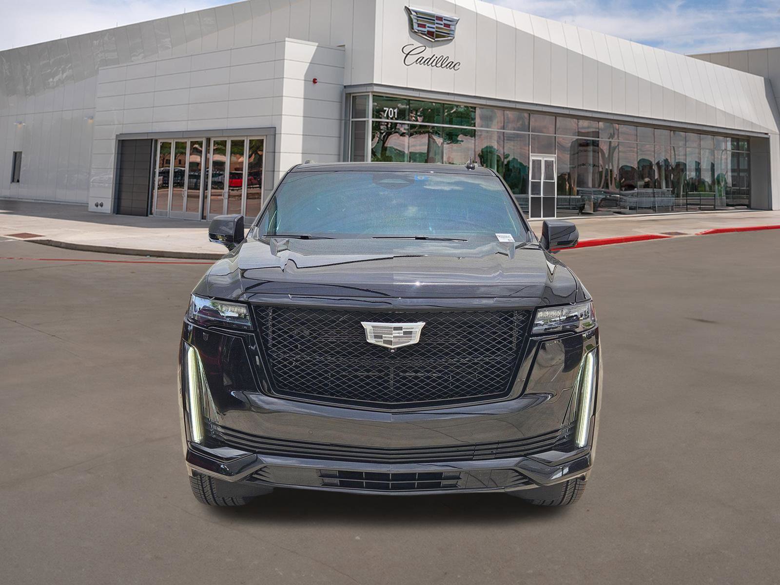 Used 2023 Cadillac Escalade Sport Platinum w/ LPO, ONYX Package AWD/4WD image 2