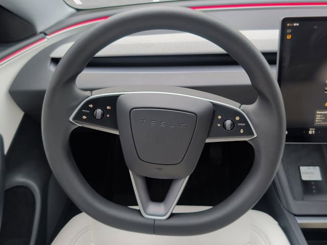Used 2025 Tesla Model 3 Long Range image 21