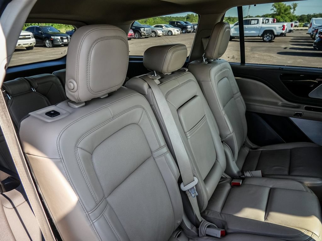 Used 2020 Lincoln Aviator Reserve w/ Equipment Group 202A AWD/4WD image 24