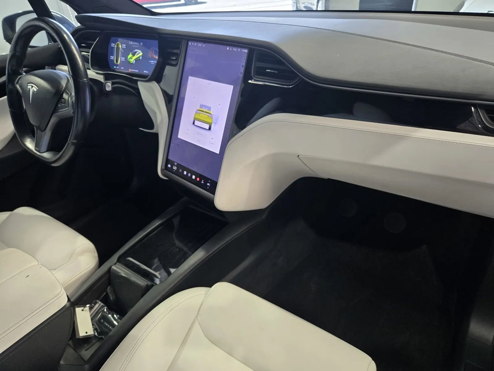 Used 2020 Tesla Model X Long Range AWD/4WD image 5