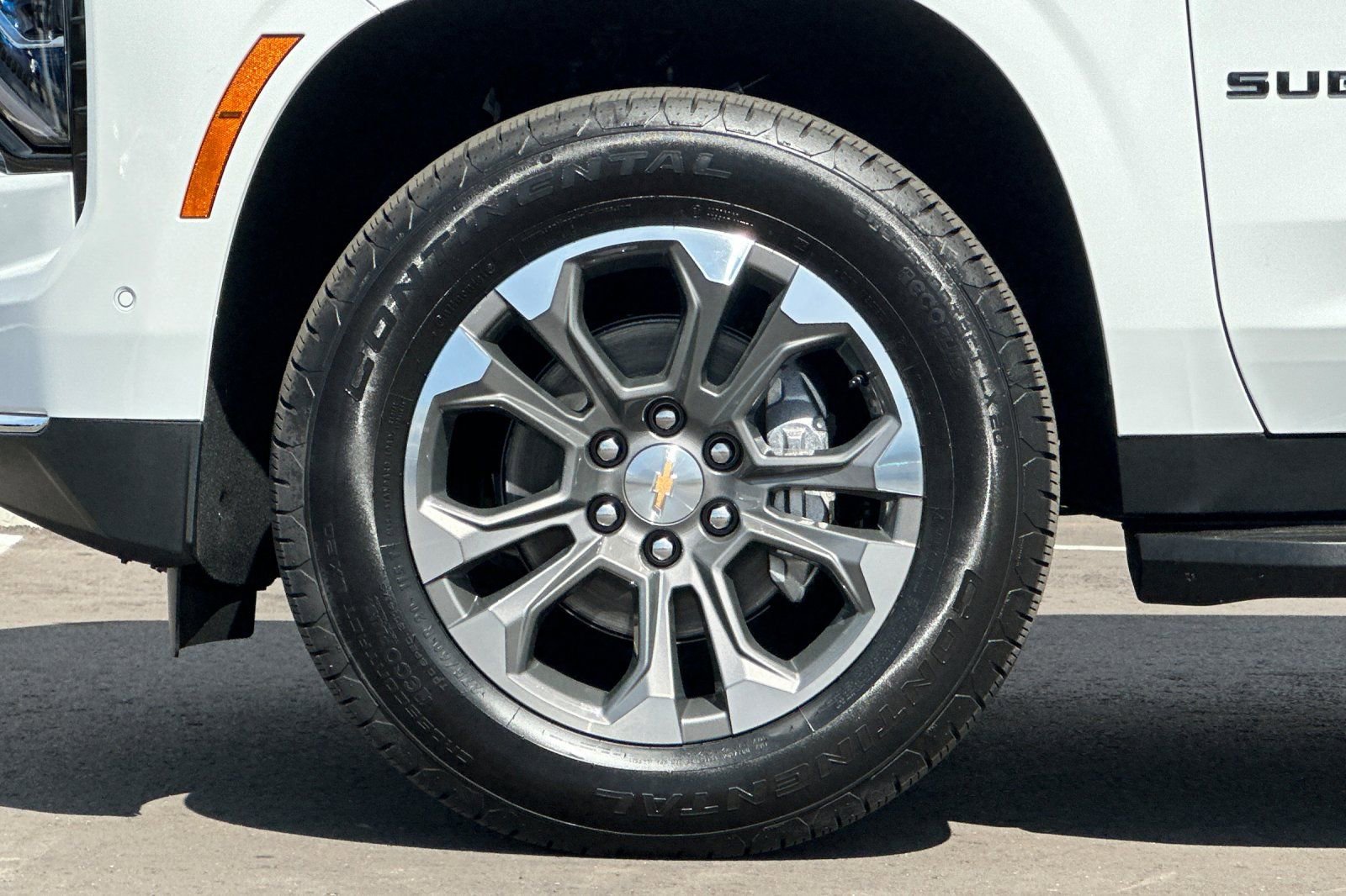 New 2026 Chevrolet Suburban LS w/ LPO, Dark Essentials Package image 27