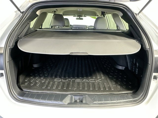 Used 2024 Subaru Outback Premium image 29