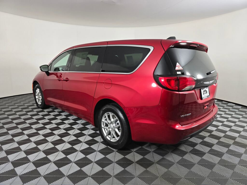 New 2026 Chrysler Voyager LX FWD image 6