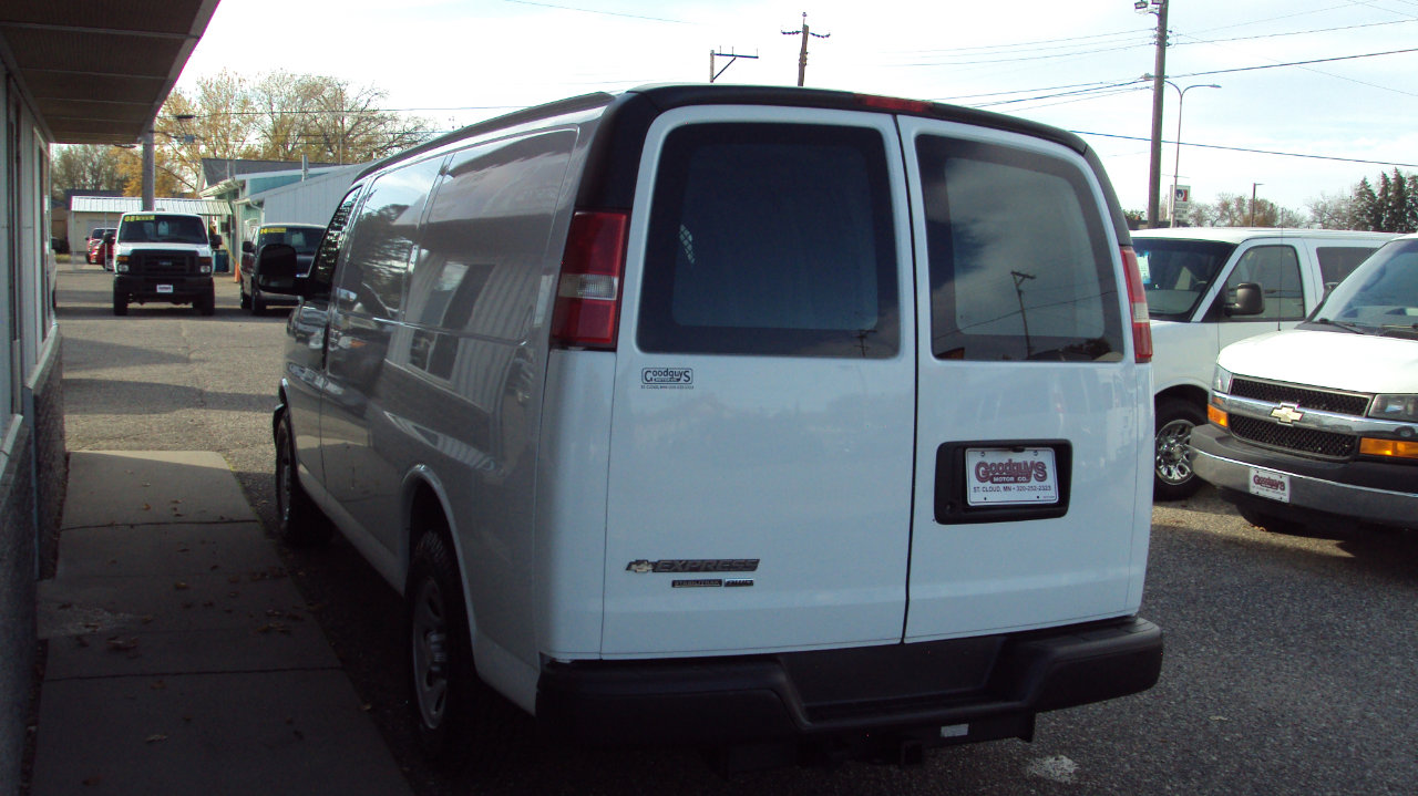 Used 2013 Chevrolet Express 1500 AWD w/ Power Package image 5