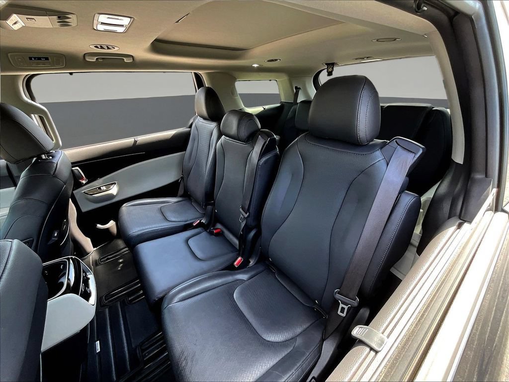 Used 2023 Kia Carnival SX Prestige FWD image 25