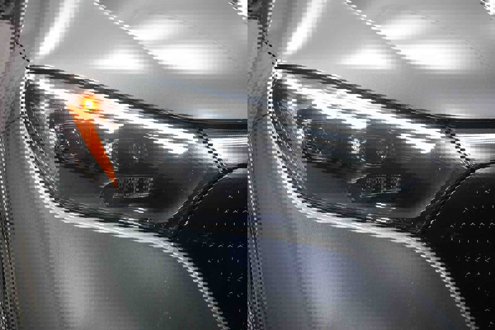 Used 2025 Mercedes-Benz EQE 350+ SUV image 4