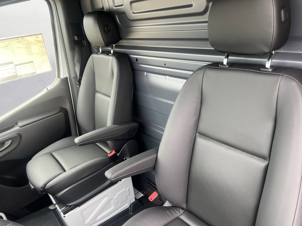 New 2026 Mercedes-Benz Sprinter 2500 image 13
