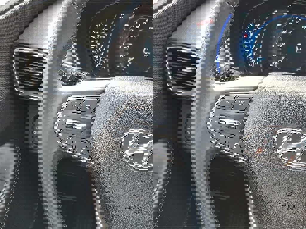 Used 2020 Hyundai Santa Fe SEL w/ Convenience + Premium Package image 21