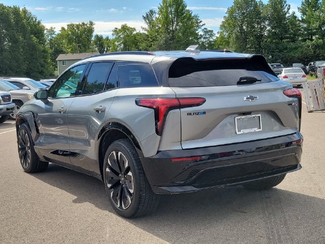 Used 2024 Chevrolet Blazer EV RS AWD/4WD image 4