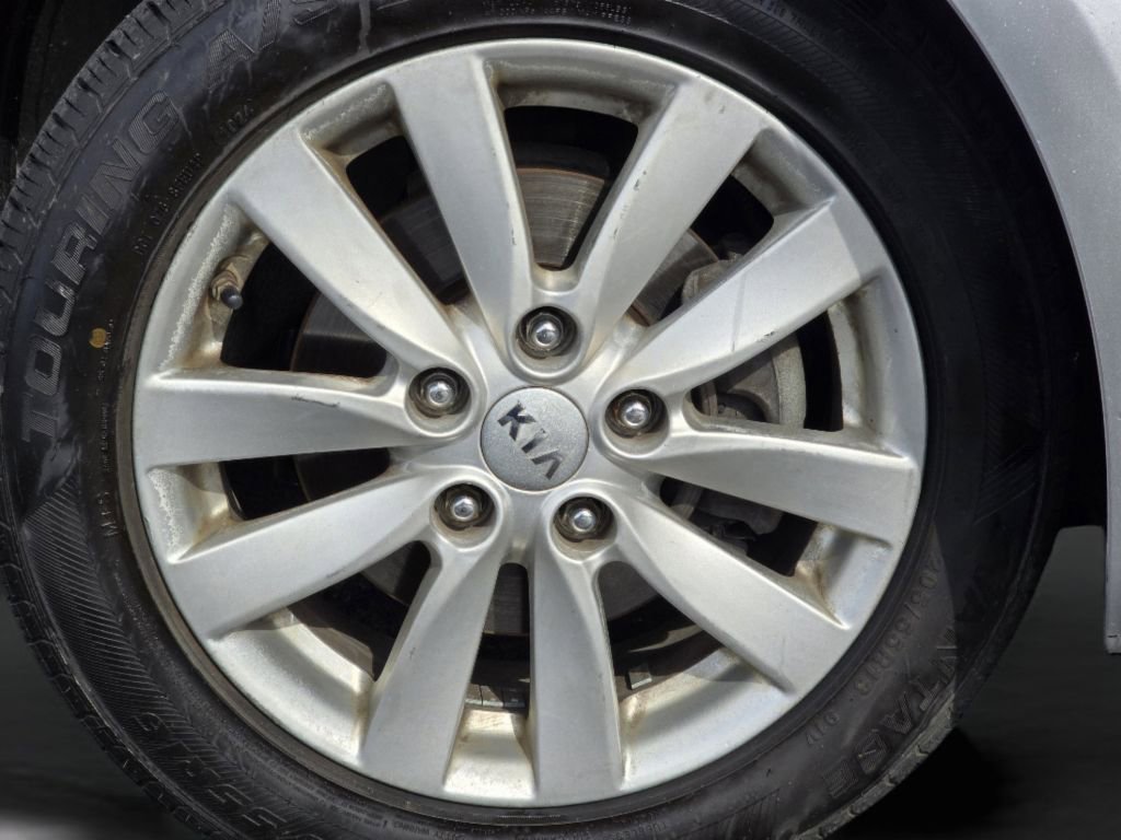 Used 2015 Kia Forte Koup EX image 21