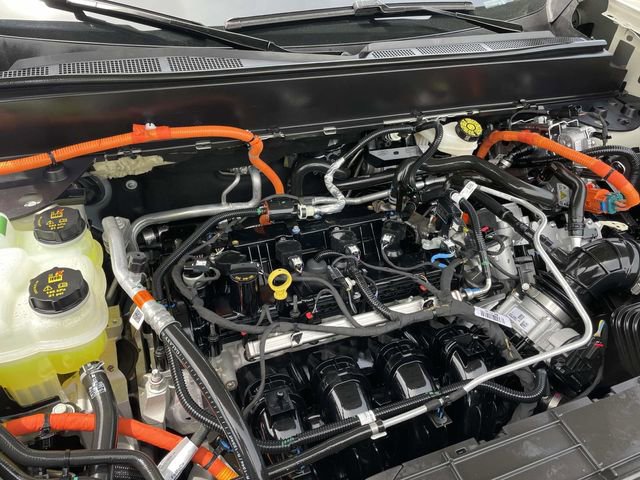 Certified 2025 Ford Maverick XLT w/ XLT Luxury Package image 37