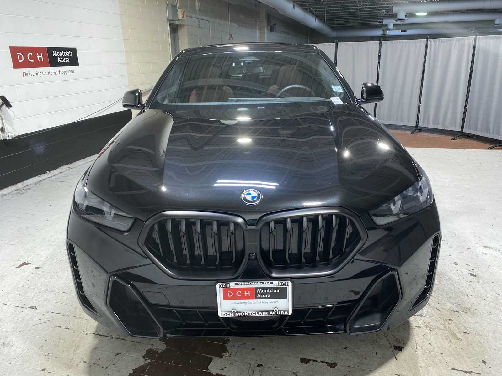 Used 2024 BMW X6 xDrive40i w/ Premium Package AWD/4WD image 6