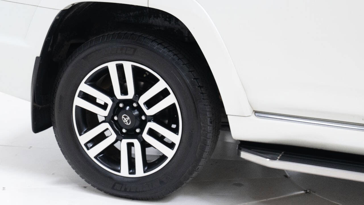 Used 2018 Toyota 4Runner Limited RWD image 75
