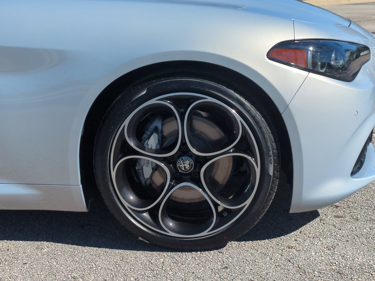 New 2025 Alfa Romeo Giulia w/ Driving Assist Package RWD image 10