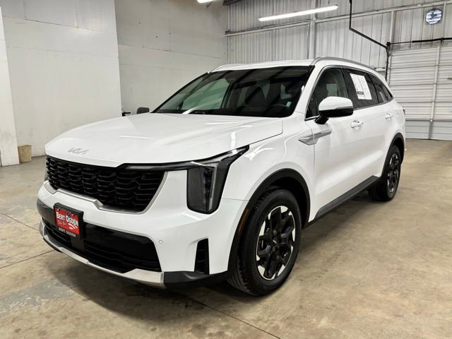 Used 2024 Kia Sorento S FWD image 3