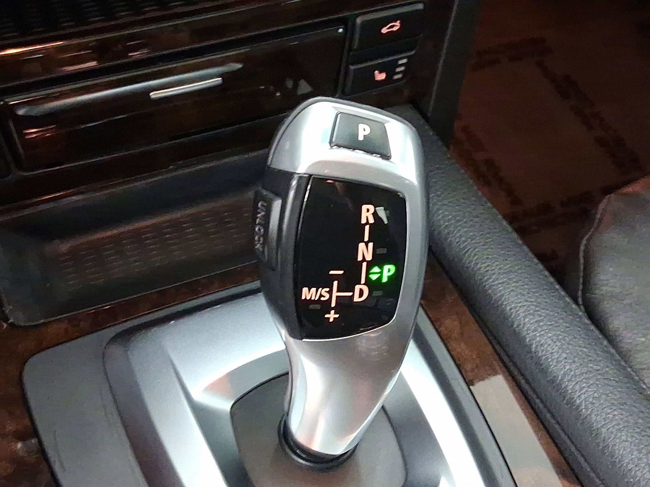 Used 2010 BMW 528i Sedan image 15