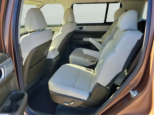 Used 2024 Hyundai Santa Fe Calligraphy image 7