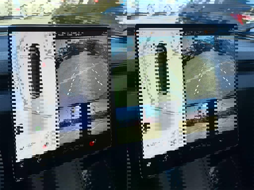 Used 2024 Tesla Model 3 Standard Range image 19