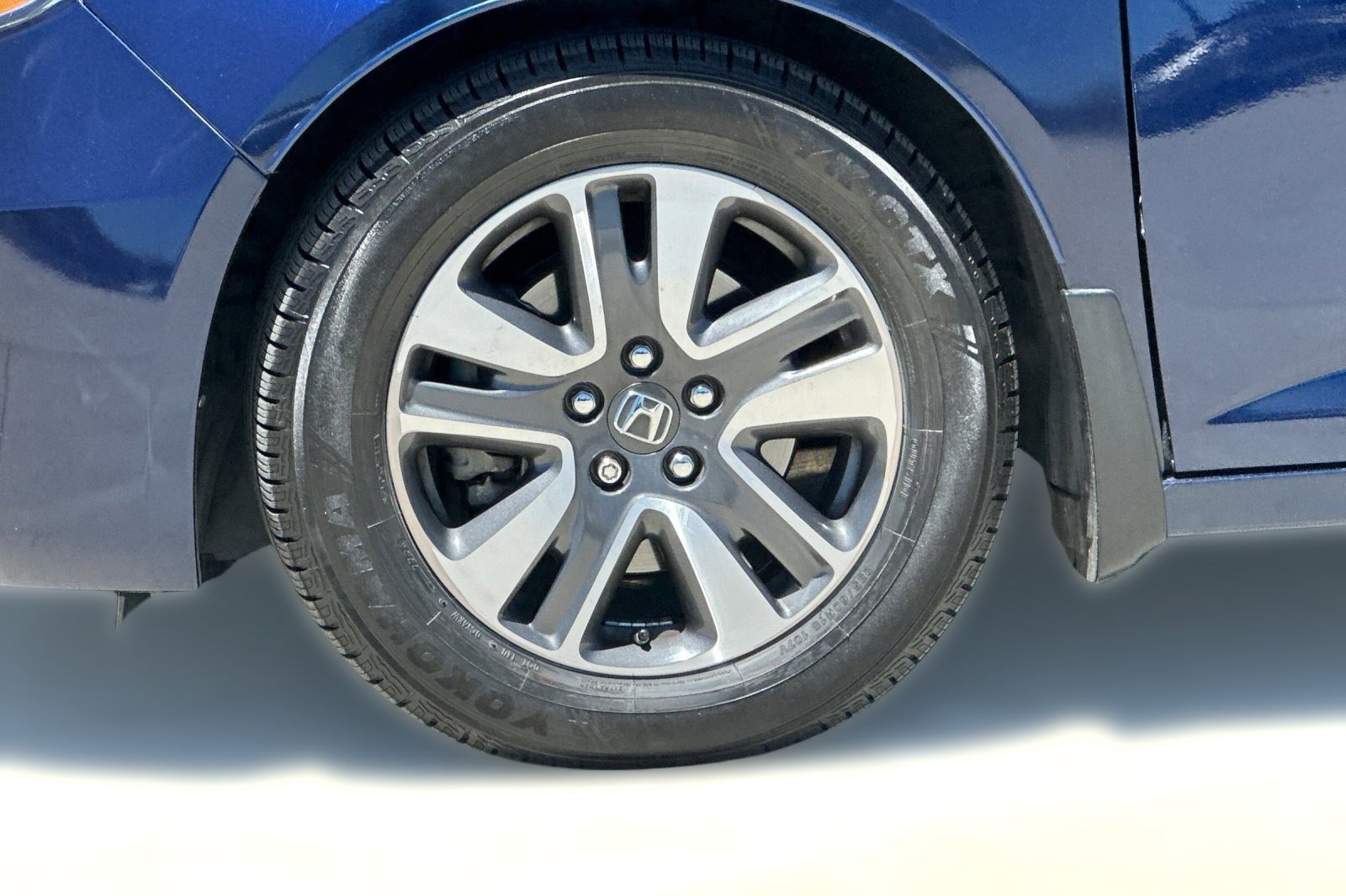 Used 2016 Honda Odyssey Touring image 11