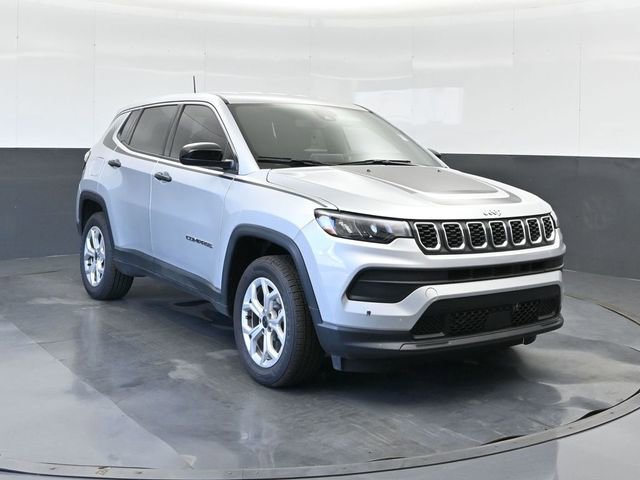 Used 2025 Jeep Compass Sport w/ Mopar Graphics Package AWD/4WD image 1