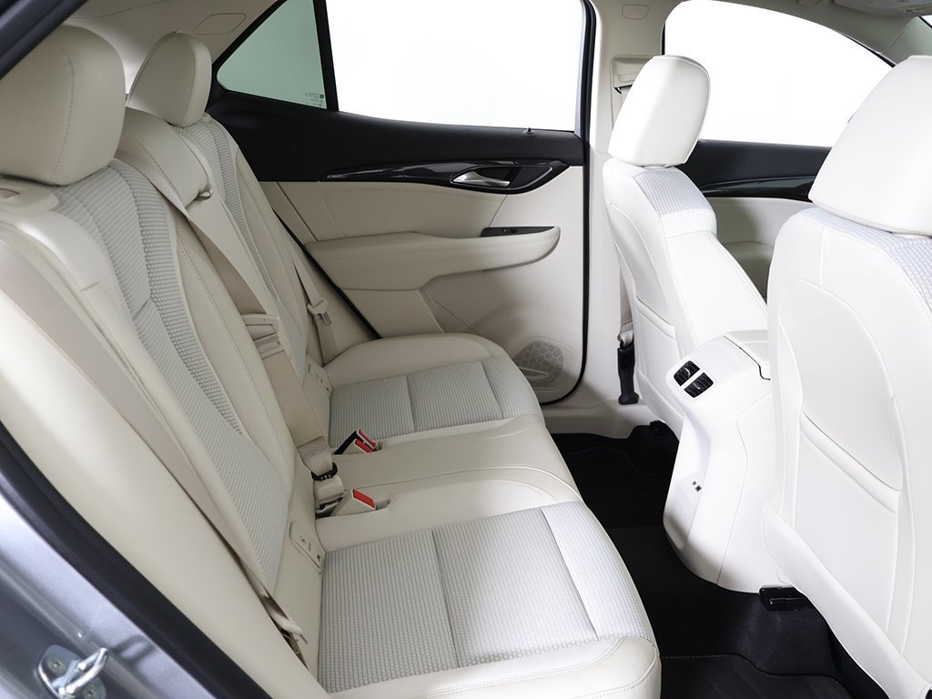 Used 2023 Buick Envision Preferred image 35