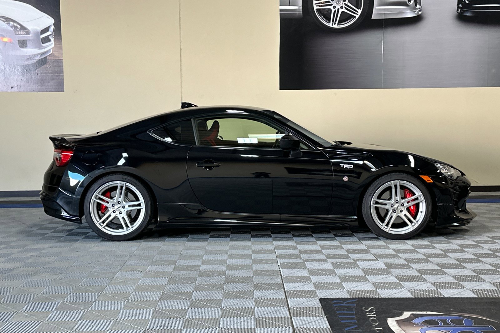 Used 2019 Toyota 86 image 3