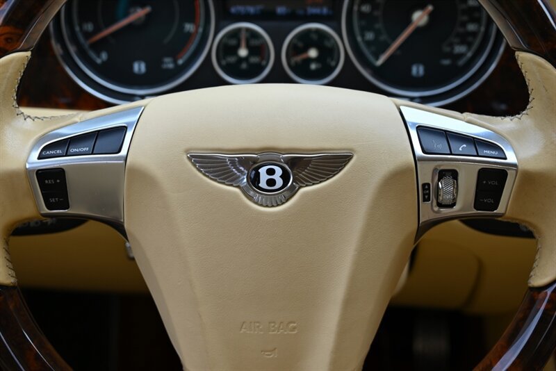 Used 2016 Bentley Flying Spur W12 AWD/4WD image 42