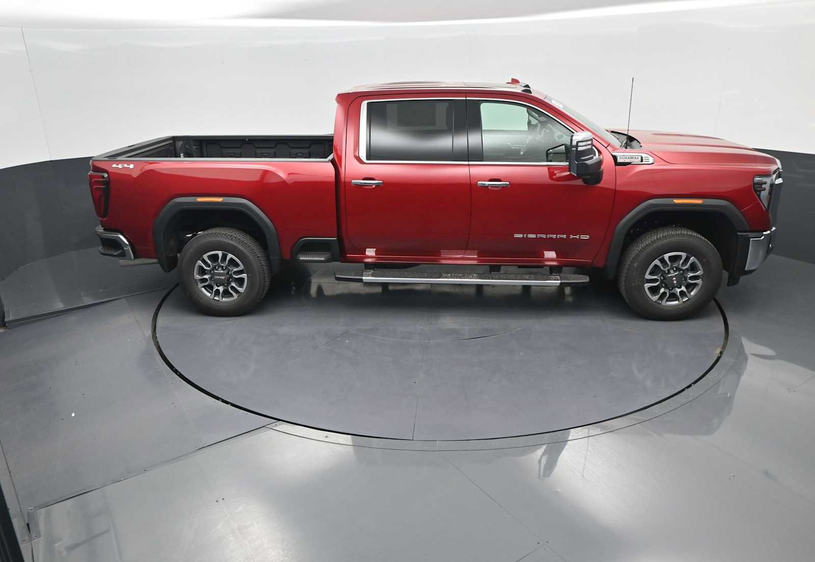 New 2026 GMC Sierra 2500 SLT w/ SLT Premium Package AWD/4WD image 30