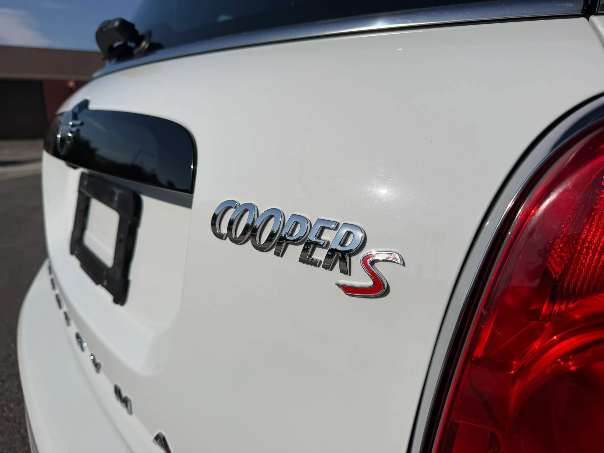 Used 2019 MINI Cooper Countryman S w/ Storage Package FWD image 16