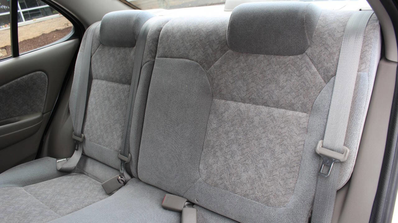 Used 2002 Nissan Sentra GXE image 30