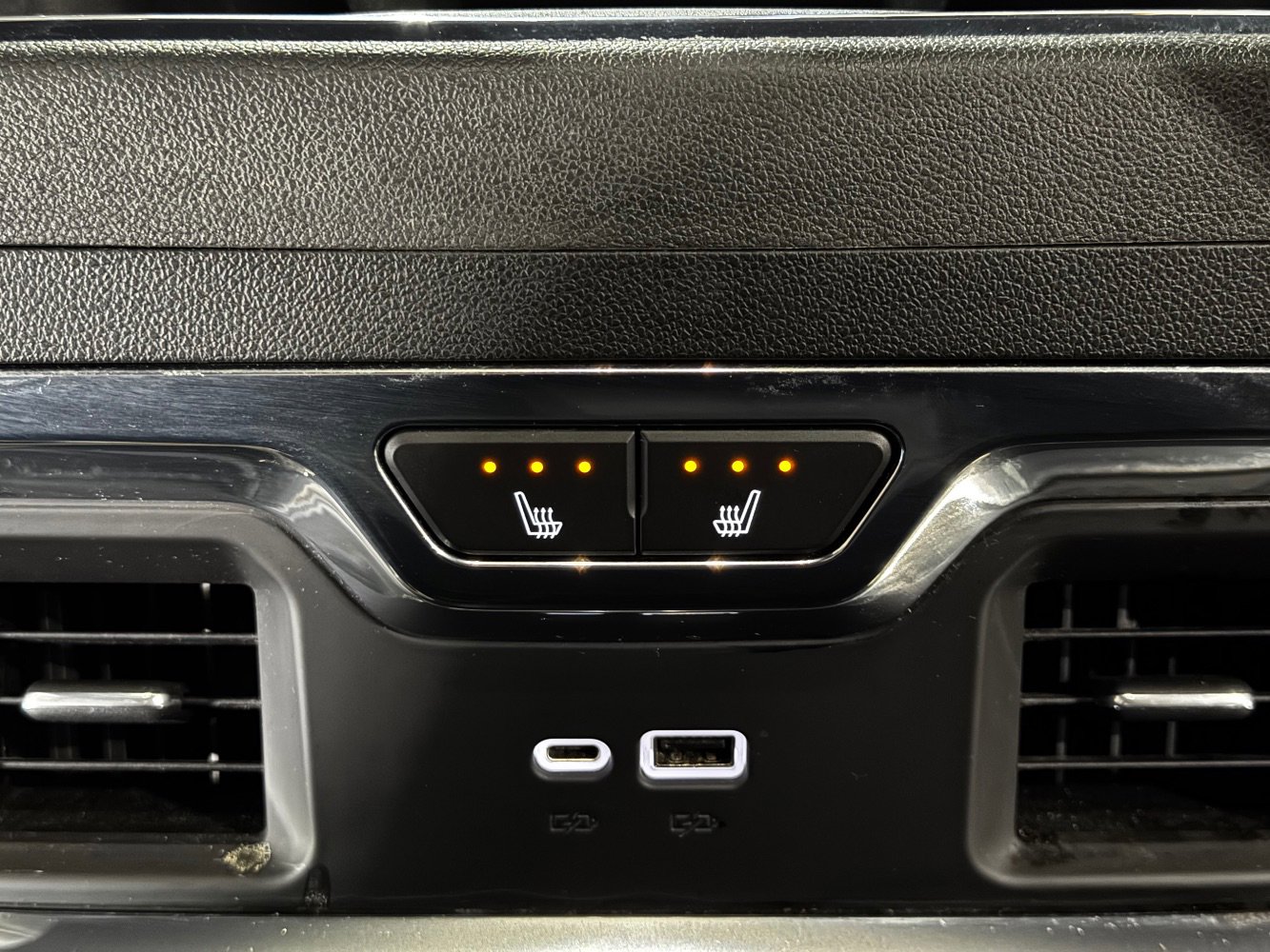Used 2022 Chevrolet Silverado 1500 High Country image 28