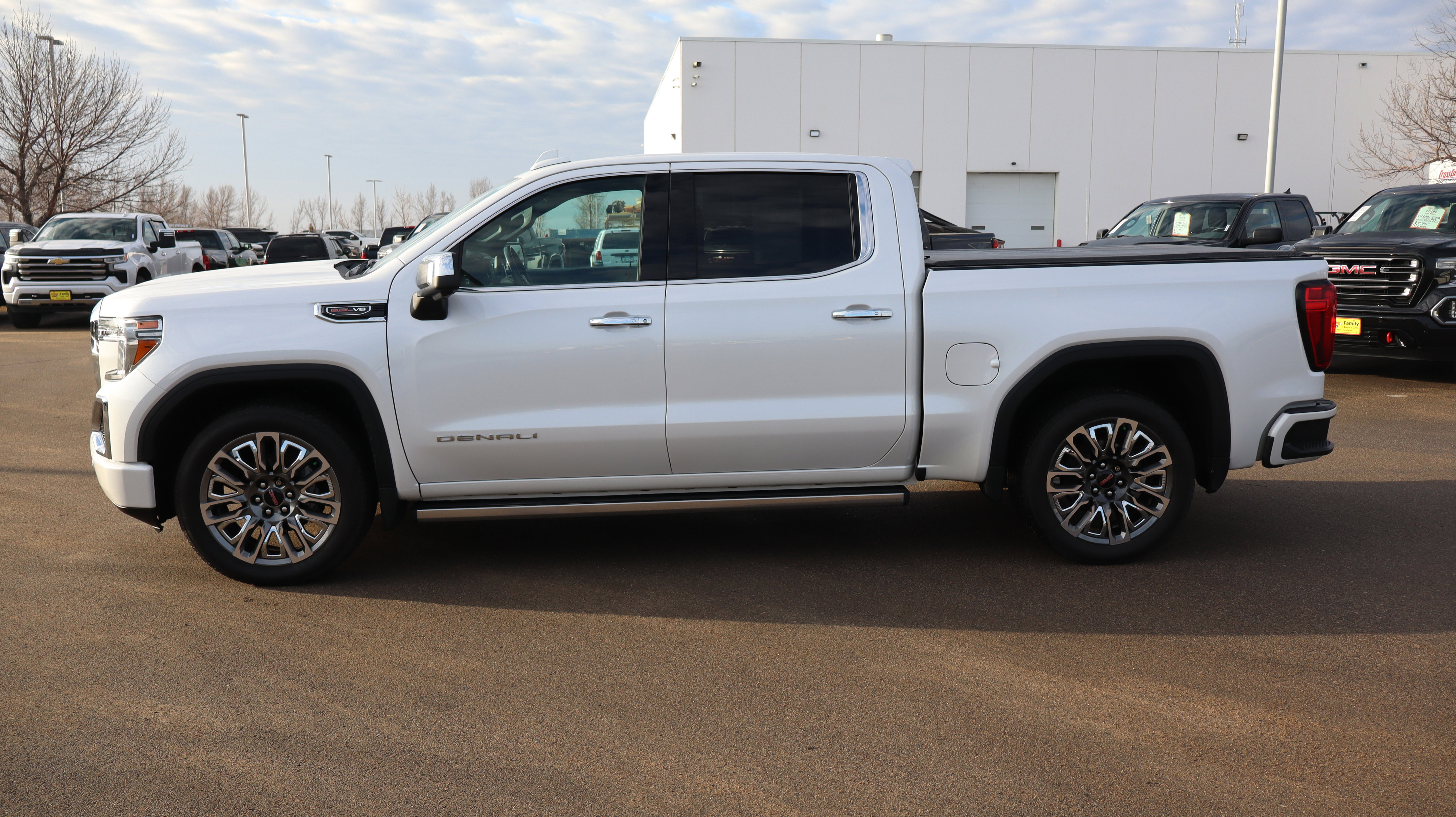 Used 2019 GMC Sierra 1500 Denali w/ Denali Ultimate Package image 4