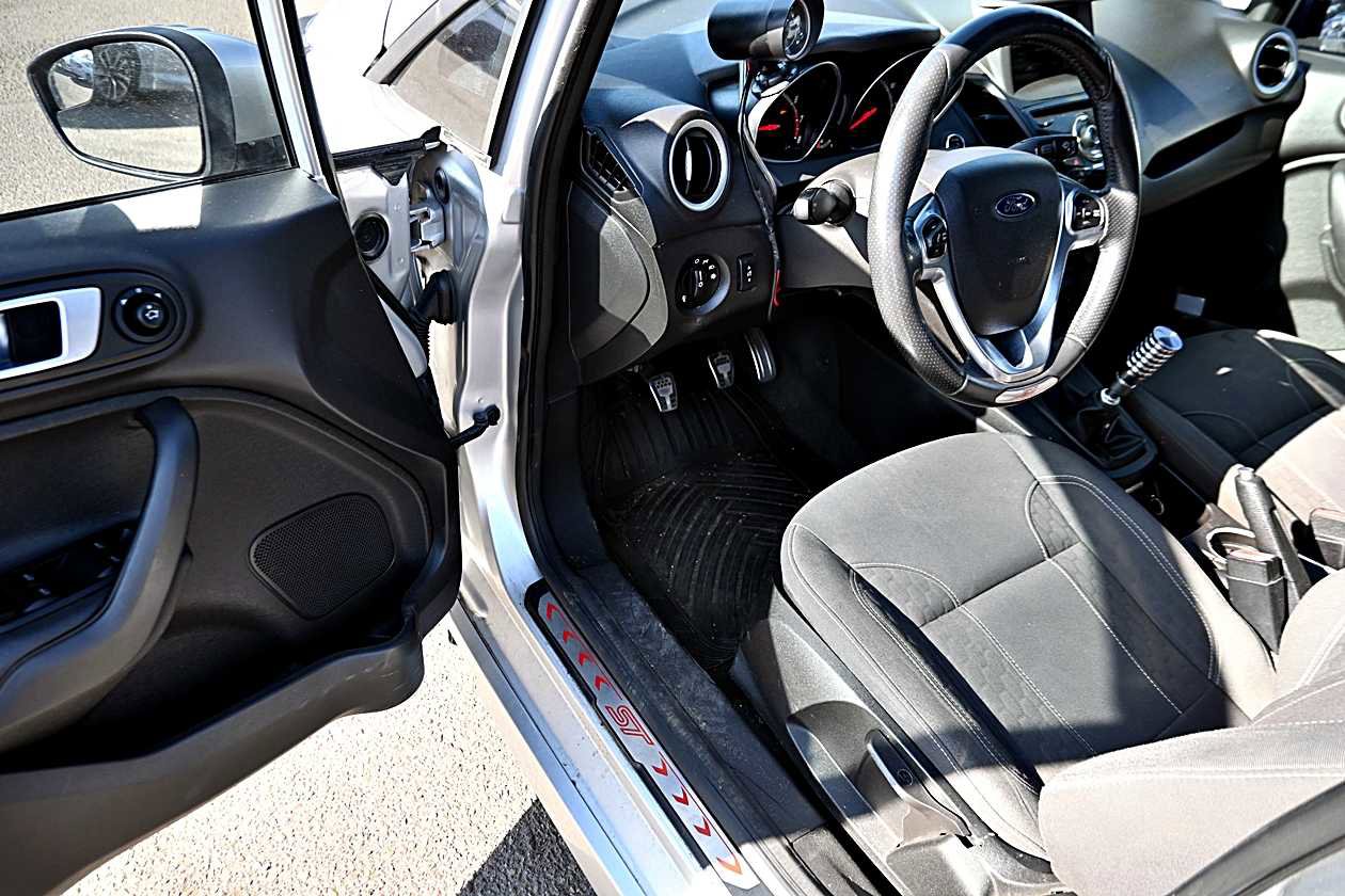 Used 2014 Ford Fiesta ST w/ ST Recaro Package image 17