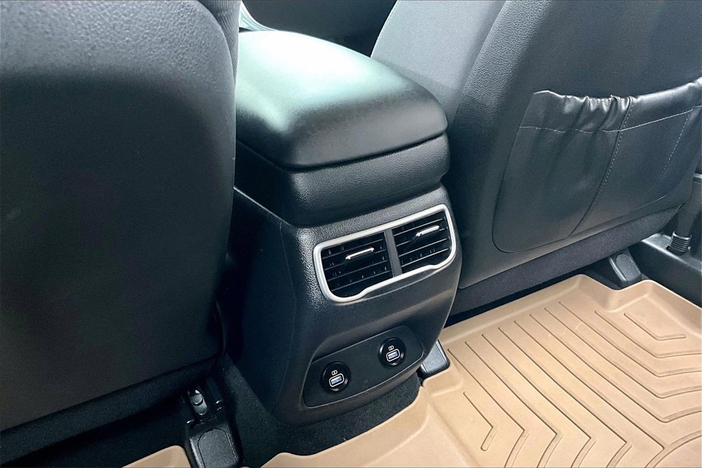 Used 2023 Hyundai Santa Fe SEL w/ Cargo Package image 33