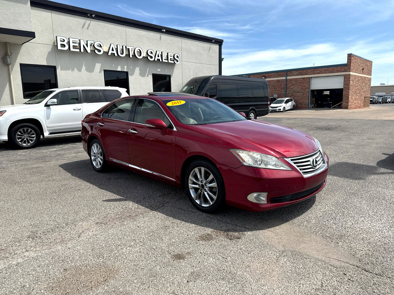 Used 2011 Lexus ES 350 image 4
