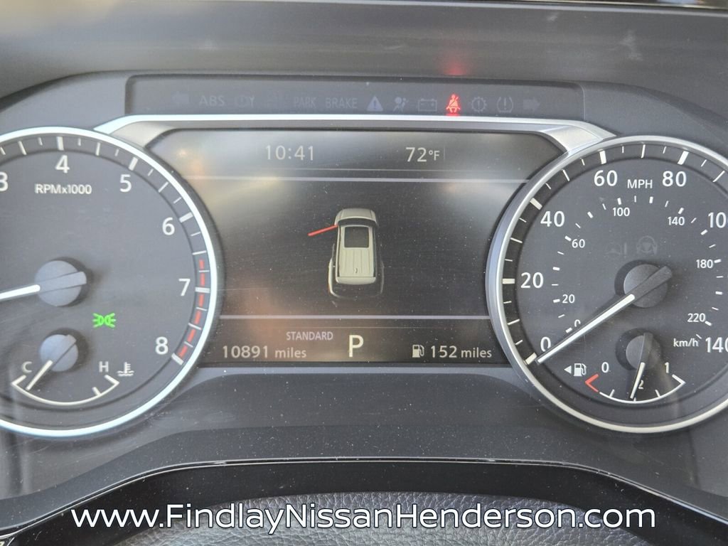 Used 2025 Nissan Pathfinder SL FWD image 33