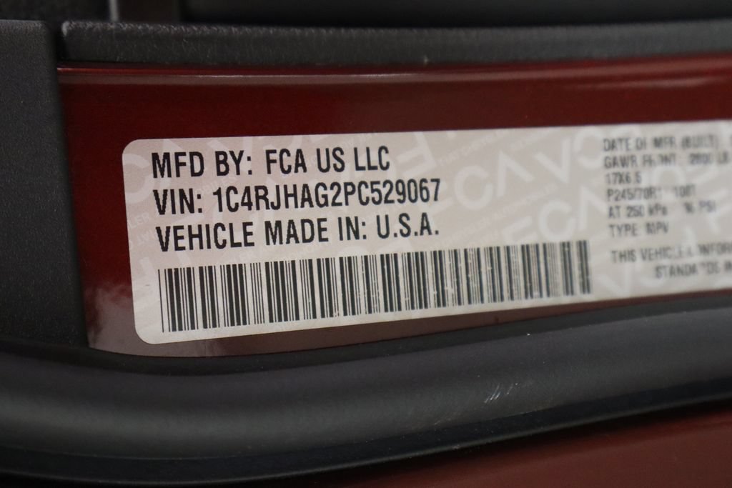 Used 2023 Jeep Grand Cherokee Laredo w/ Trailer Tow Prep Group (B) AWD/4WD image 41