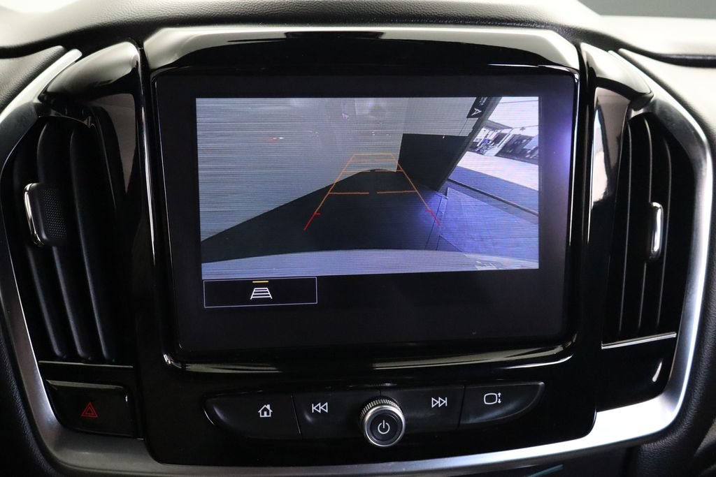 Used 2023 Chevrolet Traverse LT FWD image 25