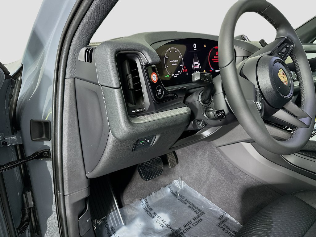 New 2026 Porsche Cayenne AWD/4WD image 12