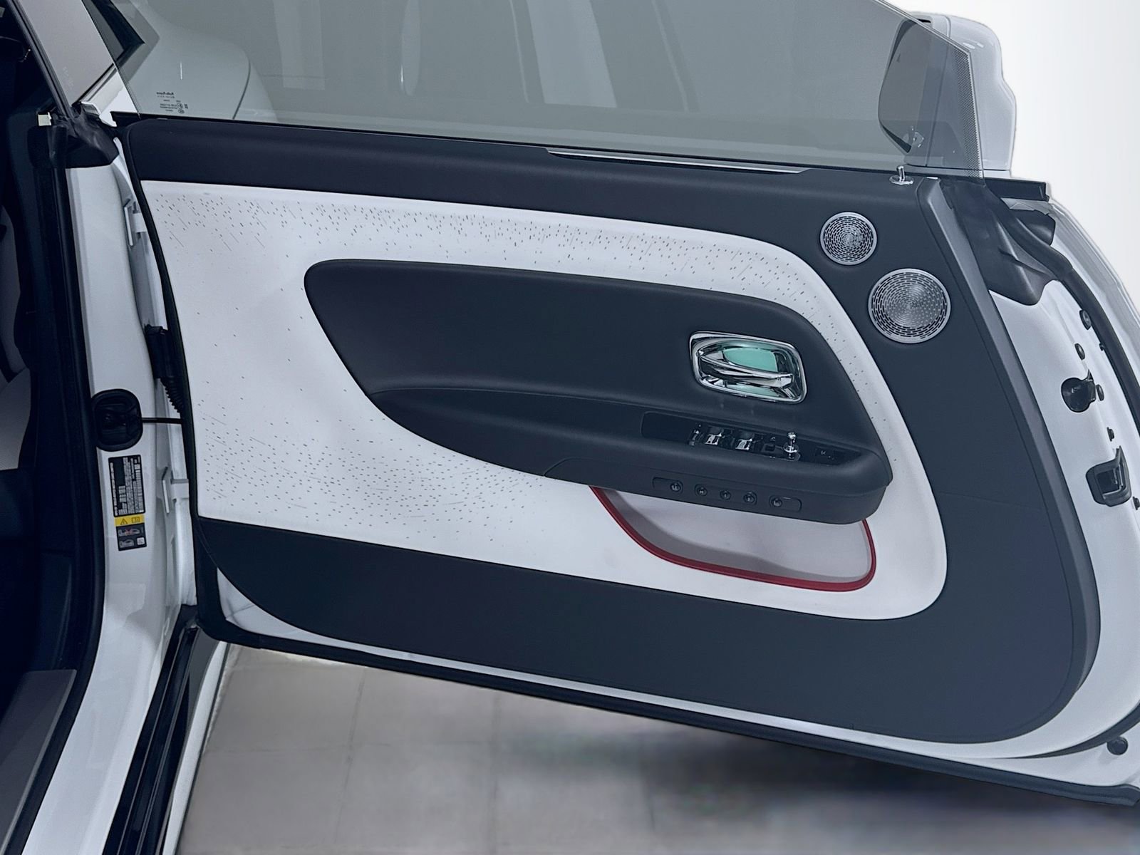 Certified 2025 Rolls-Royce Spectre w/ Spectre Launch Package image 16