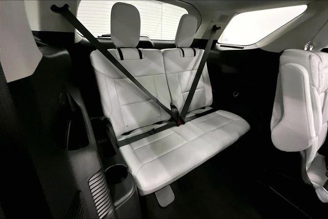 Used 2025 Ford Explorer Platinum w/ Ultimate Package image 29