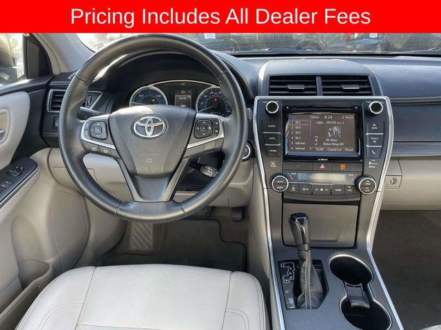 Used 2017 Toyota Camry XLE w/ Moonroof Package FWD image 14